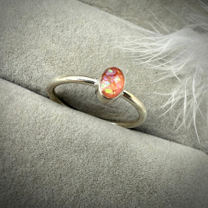 Petite Oval .925 Silver Ring