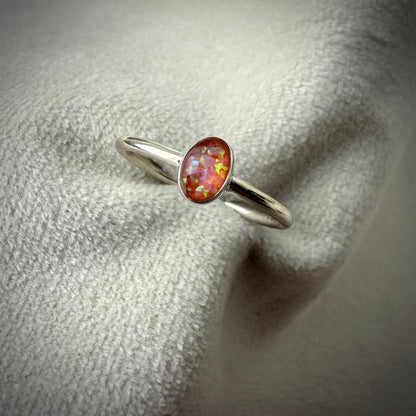 Petite Oval .925 Silver Ring